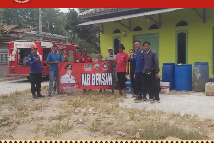 Bantuan Air Bersih Ke Desa Candimas