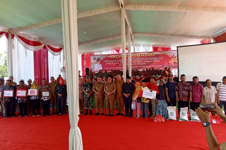 Penyerahan Bantuan